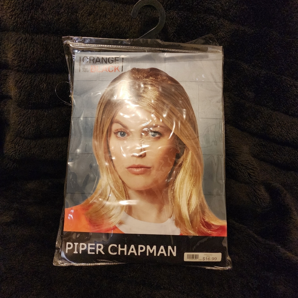 Piper Chapman Halloween Wig